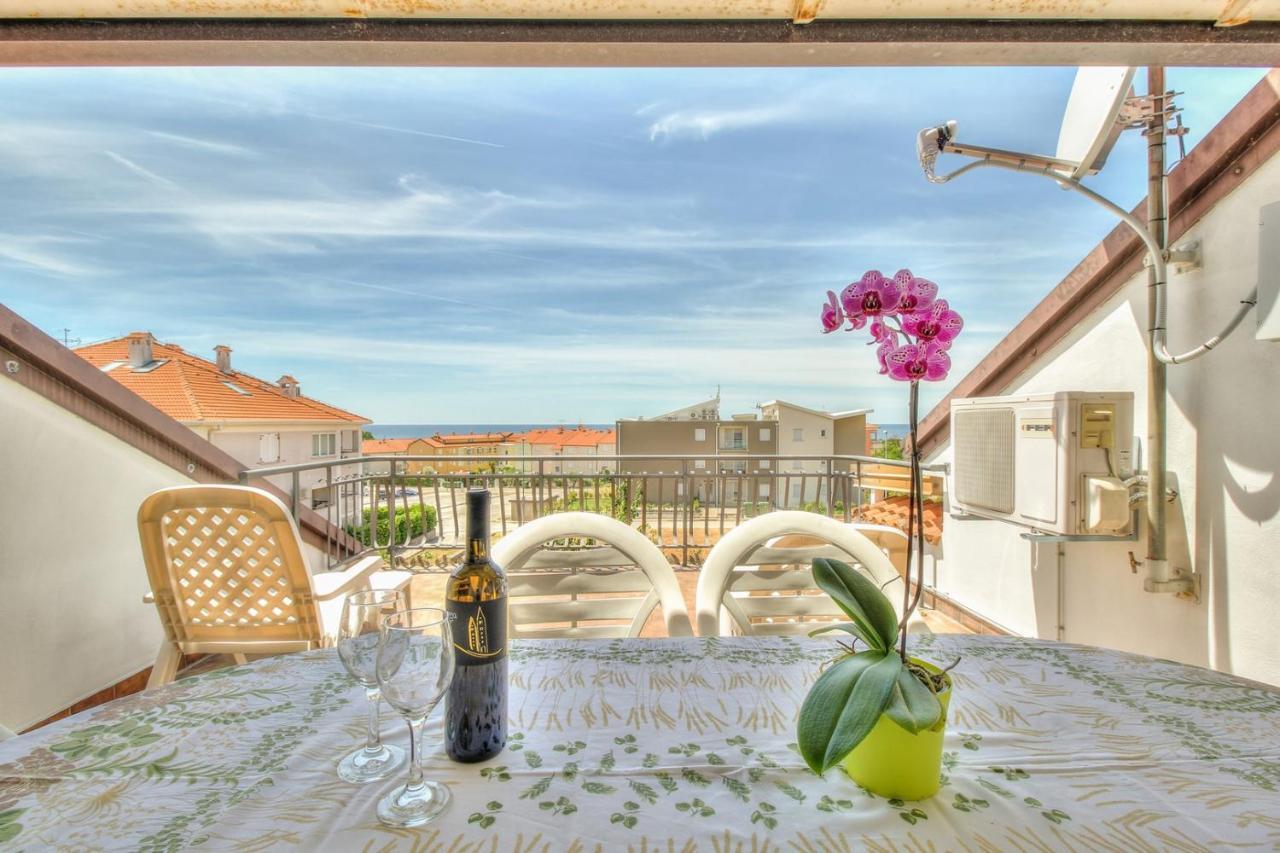 Nadia House With Apartments Zambratija (Istria) Exterior photo