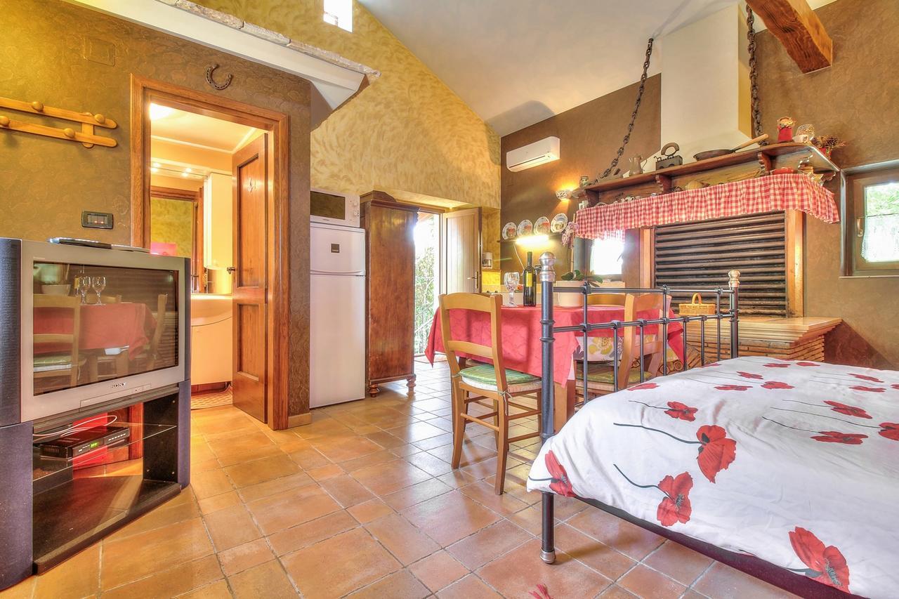 Nadia House With Apartments Zambratija (Istria) Room photo