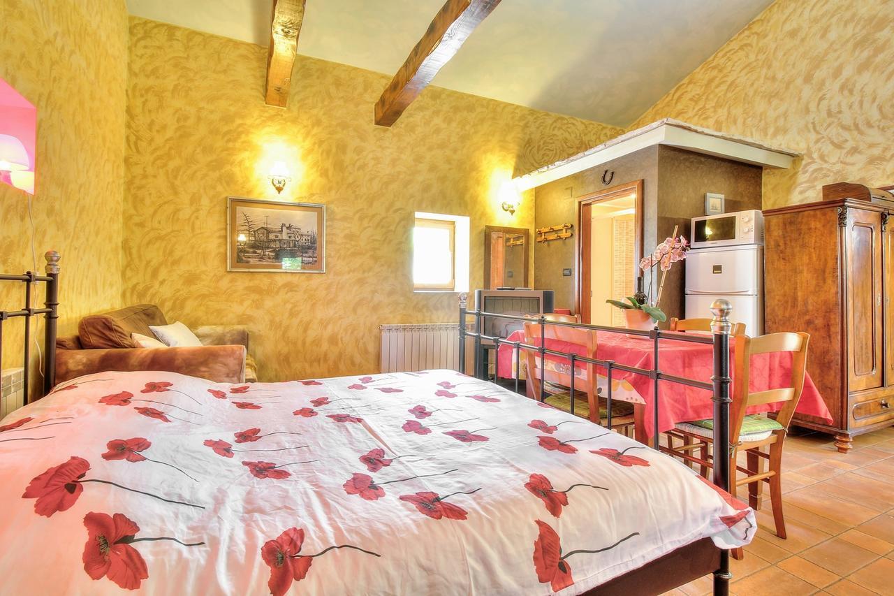 Nadia House With Apartments Zambratija (Istria) Room photo