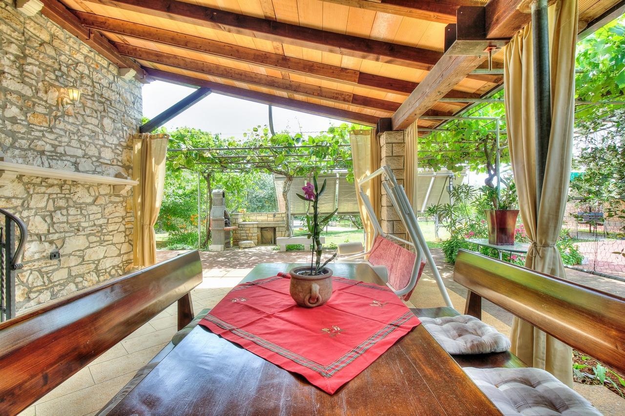 Nadia House With Apartments Zambratija (Istria) Room photo